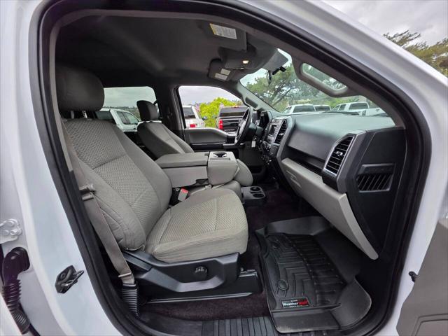 Photo of 2016 Oxford White Ford F-150