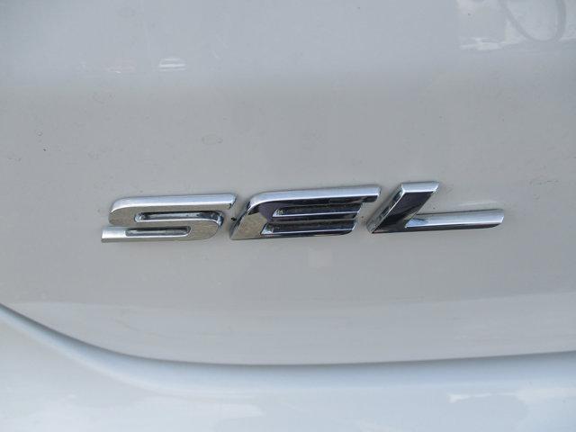 Photo of 2022 Oxford White Ford Edge