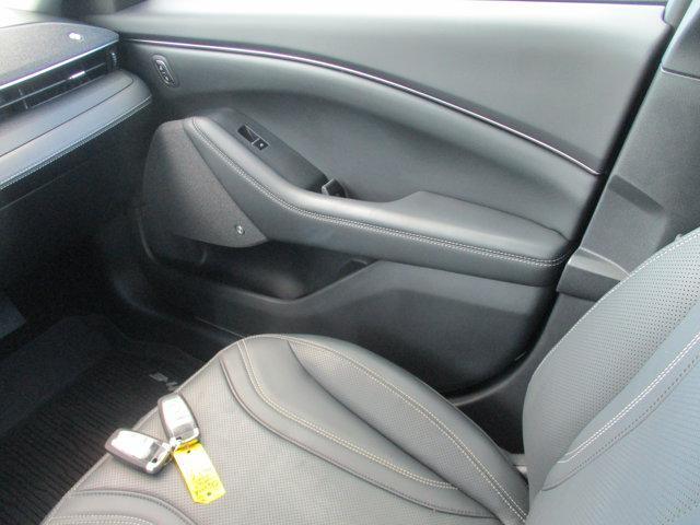 Photo of 2023 White Ford Mustang Mach-E