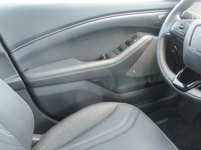 Photo of 2023 White Ford Mustang Mach-E