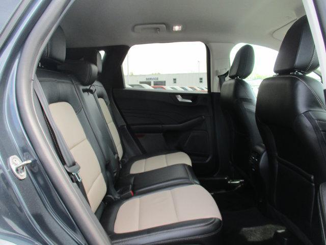 Photo of 2022 Blue Ford Escape