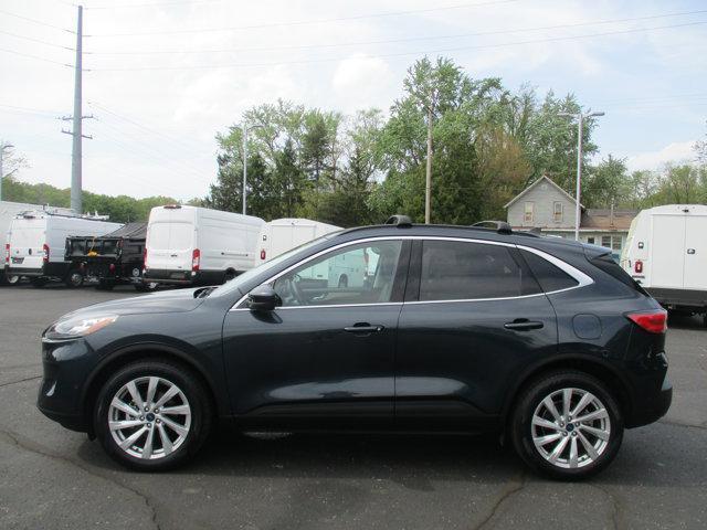 Photo of 2022 Blue Ford Escape