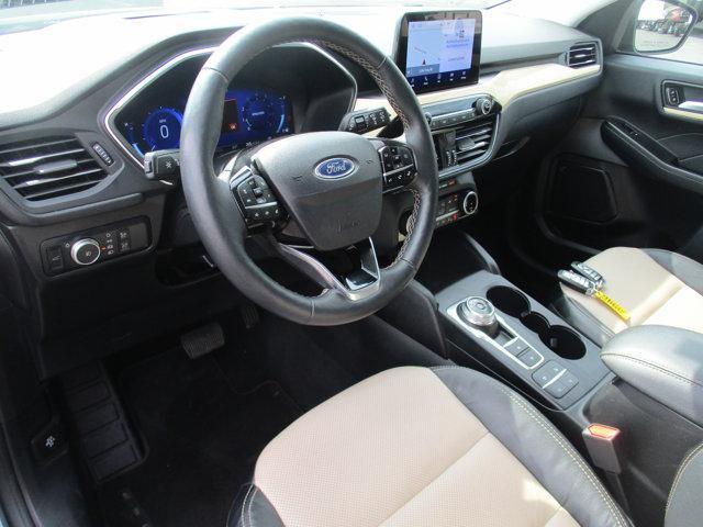 Photo of 2022 Blue Ford Escape