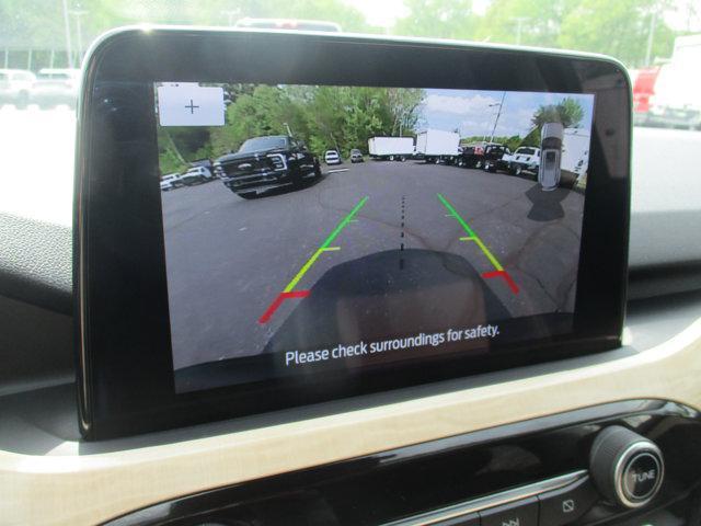 Photo of 2022 Blue Ford Escape