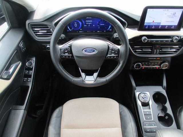 Photo of 2022 Blue Ford Escape