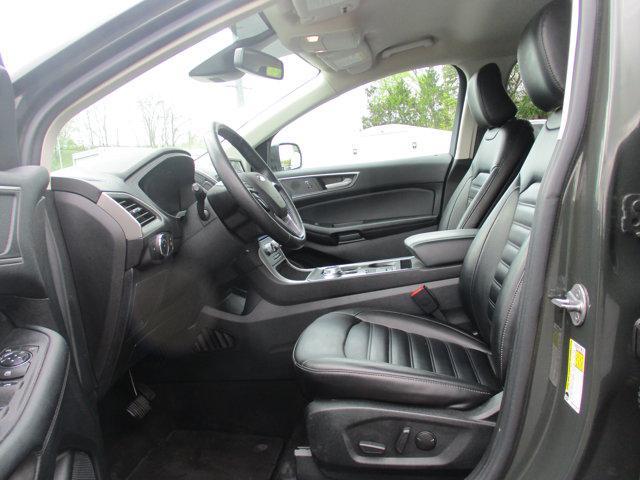 Photo of 2022 Forged Green Metallic Ford Edge