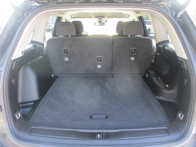 Photo of 2023 Baltic Gray Metallic Clearcoat Jeep Grand Cherokee