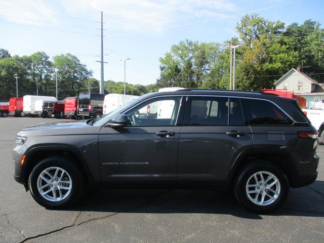 Photo of 2023 Baltic Gray Metallic Clearcoat Jeep Grand Cherokee
