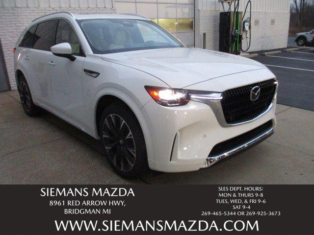 Photo of 2025 Rhodium White Premium Mazda CX-90