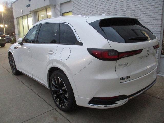 Photo of 2025 Rhodium White Premium Mazda CX-90