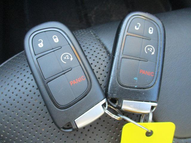 Photo of 2021 Spitfire Orange Clearcoat Jeep Cherokee