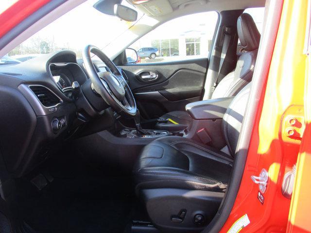 Photo of 2021 Spitfire Orange Clearcoat Jeep Cherokee