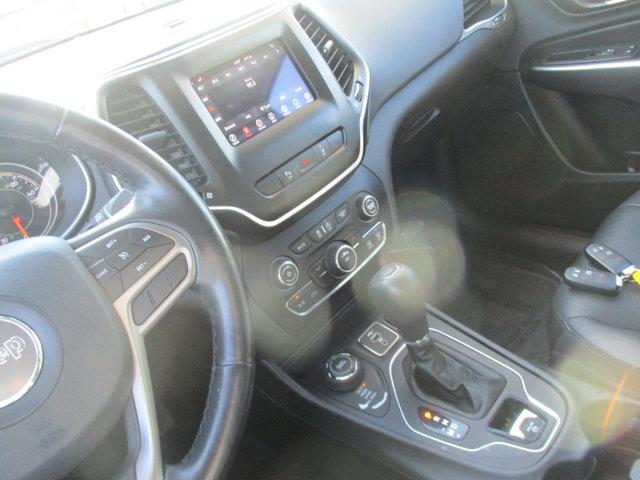 Photo of 2021 Spitfire Orange Clearcoat Jeep Cherokee