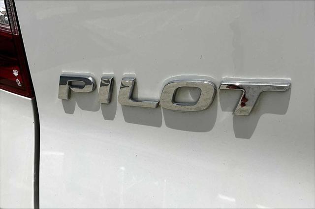 Photo of 2021 Platinum White Pearl Honda Pilot