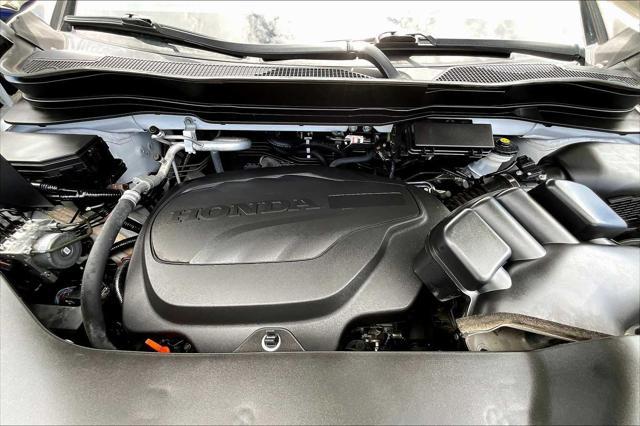 Photo of 2021 Platinum White Pearl Honda Pilot