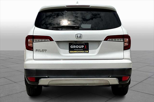 Photo of 2021 Platinum White Pearl Honda Pilot