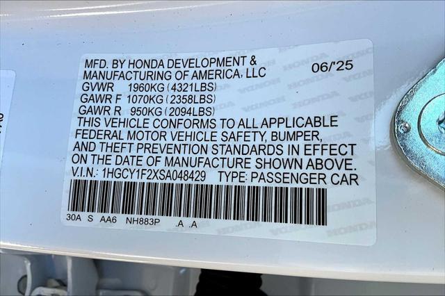 Photo of 2025 Platinum White Pearl Honda Accord