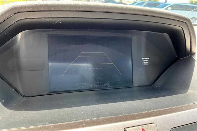Photo of 2015 White Diamond Pearl Honda Odyssey
