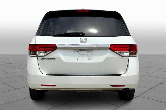 Photo of 2015 White Diamond Pearl Honda Odyssey