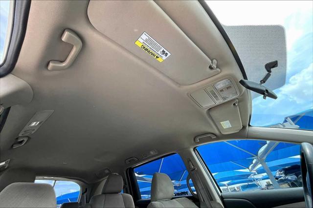 Photo of 2015 White Diamond Pearl Honda Odyssey