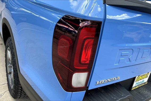 Photo of 2025 Diffused Sky Pearl Honda Ridgeline