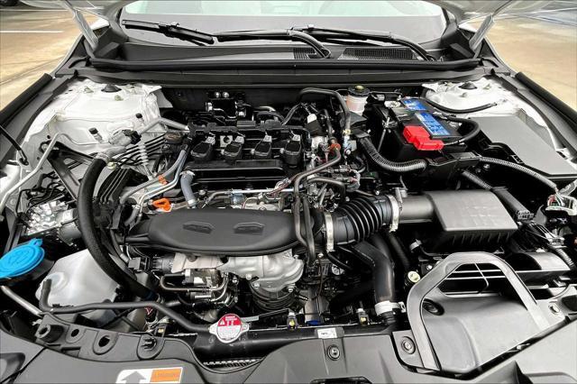 Photo of 2025 Platinum White Pearl Honda Accord