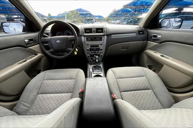 Photo of 2012 Ingot Silver Metallic Ford Fusion