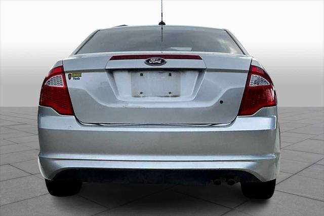 Photo of 2012 Ingot Silver Metallic Ford Fusion