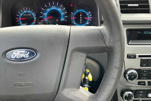 Photo of 2012 Ingot Silver Metallic Ford Fusion