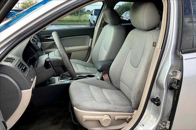 Photo of 2012 Ingot Silver Metallic Ford Fusion