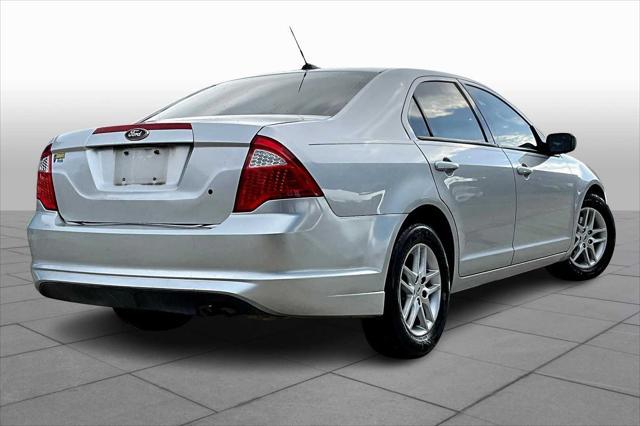 Photo of 2012 Ingot Silver Metallic Ford Fusion