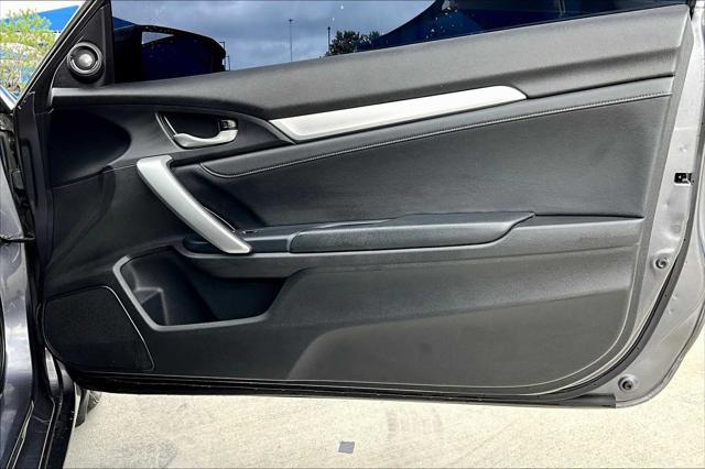 Photo of 2019 Modern Steel Metallic Honda Civic