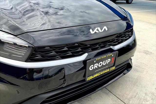 Photo of 2024 Aurora Black Kia Forte
