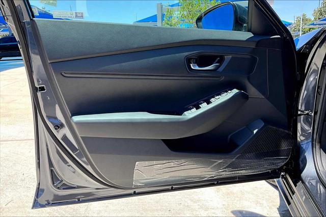 Photo of 2025 Meteorite Gray Metallic Honda Accord