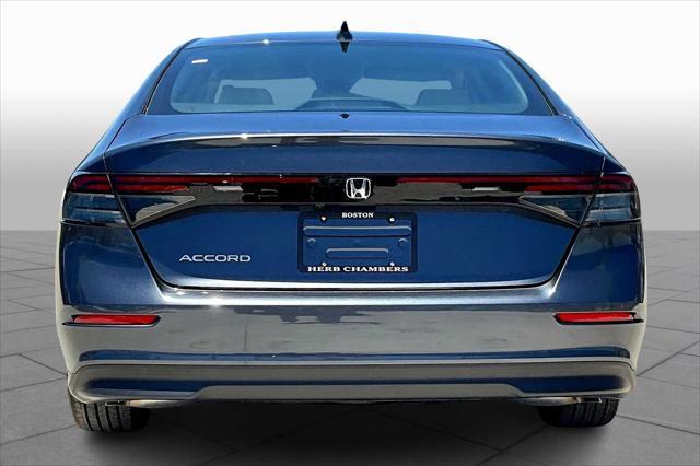 Photo of 2025 Meteorite Gray Metallic Honda Accord