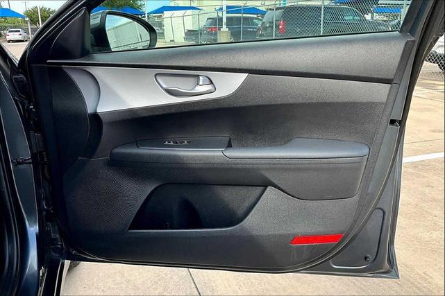 Photo of 2024 Gravity Gray Kia Forte