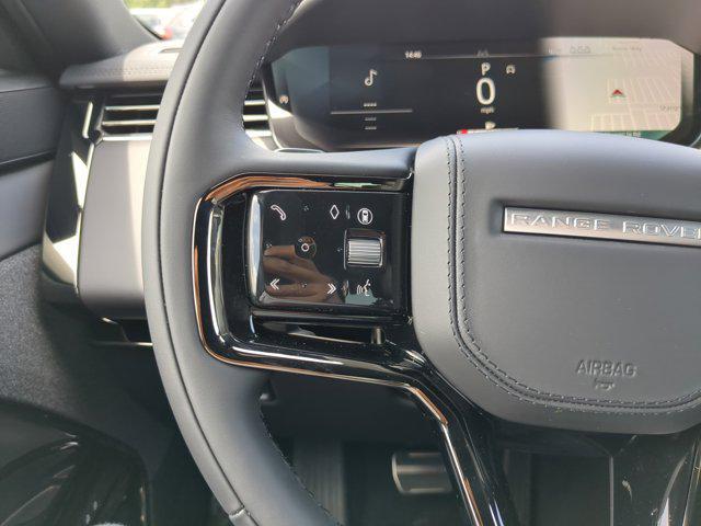 Photo of 2025 Fuji White Land Rover Range Rover Sport