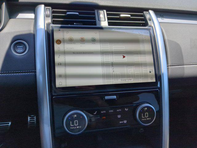 Photo of 2025 Santorini Black Land Rover Discovery