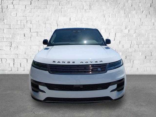 Photo of 2025 Fuji White Land Rover Range Rover Sport