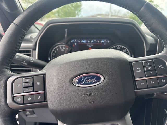 Photo of 2022 Oxford White Ford F-150