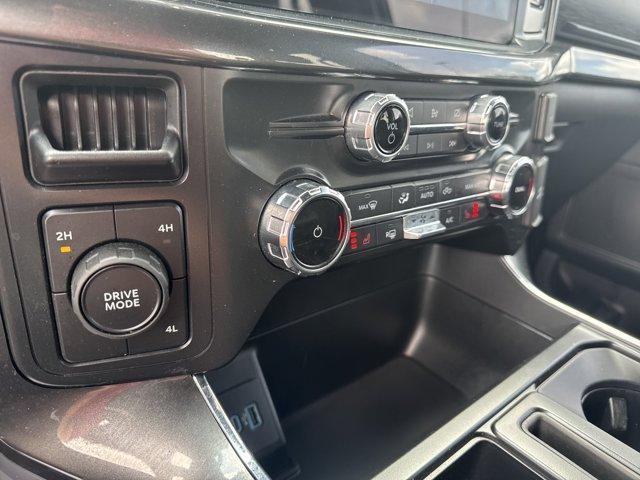 Photo of 2022 Oxford White Ford F-150