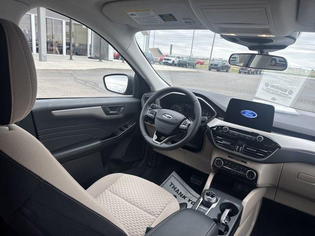 Photo of 2022 Carbonized Gray Metallic Ford Escape