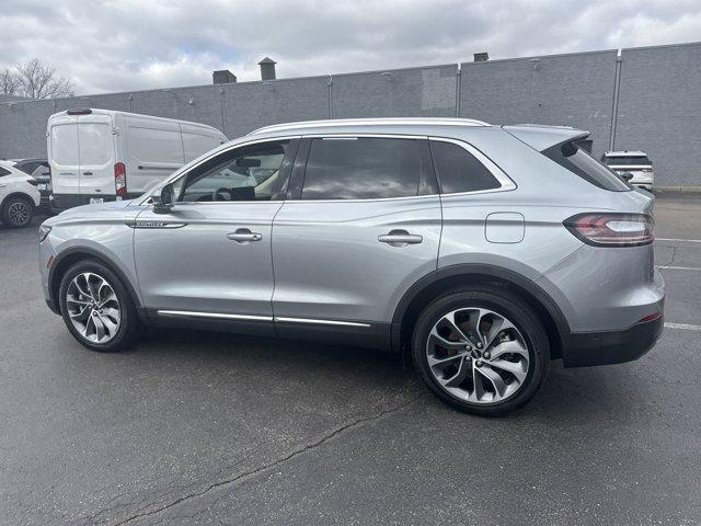 Photo of 2022 Silver Radiance Metallic Lincoln Nautilus