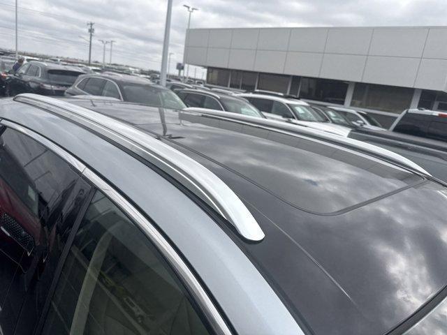 Photo of 2022 Silver Radiance Metallic Lincoln Nautilus