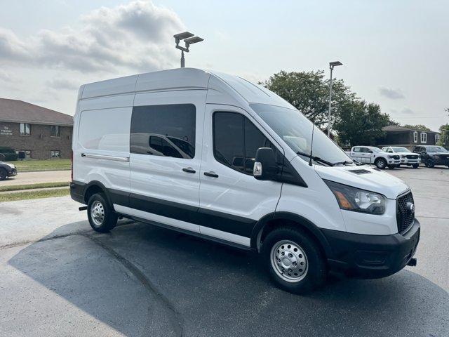 Photo of 2023 Oxford White Ford Transit-250