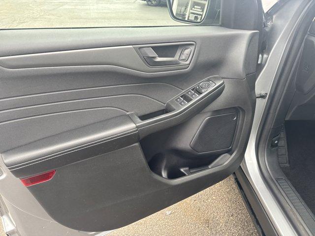 Photo of 2024 Iconic Silver Ford Escape