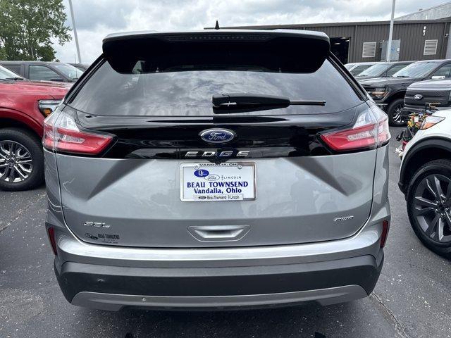 Photo of 2024 Iconic Silver Ford Edge
