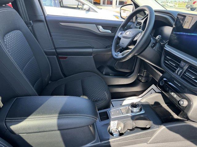 Photo of 2023 Iconic Silver Ford Escape