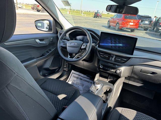 Photo of 2023 Iconic Silver Ford Escape