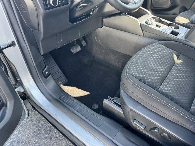 Photo of 2023 Iconic Silver Ford Escape